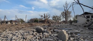 Окупанти обстрілювали Борову 10-11 квітня з авіації та РСЗВ