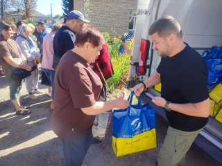 ВПО з Гороховатського та Піско-Радьківського старостинських округів Борівської громади отримали гуманітарну допомогу в Ізюмі
